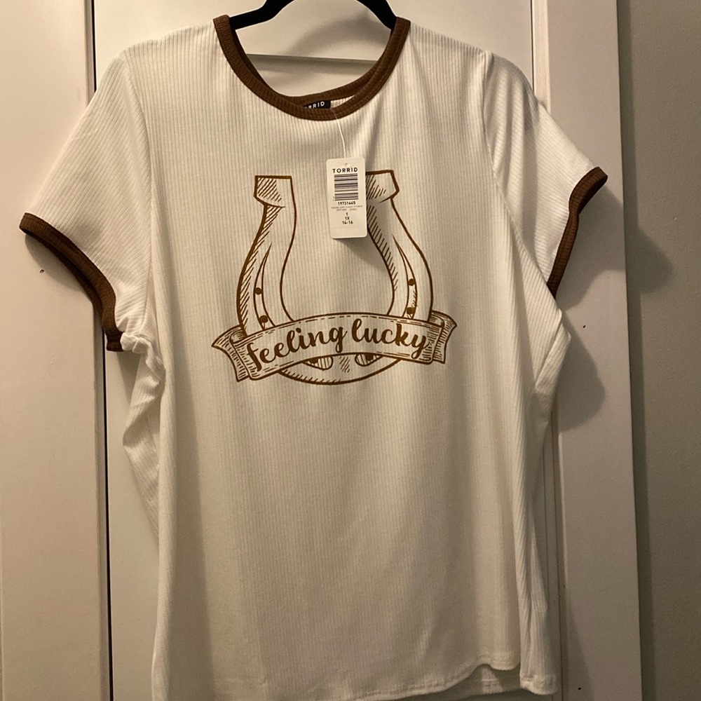 Torrid Graphic T-shirt Feeling Lucky 1x NEW